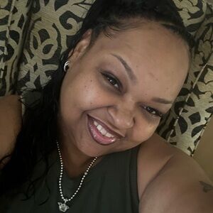 Meet your Posher, Felicia